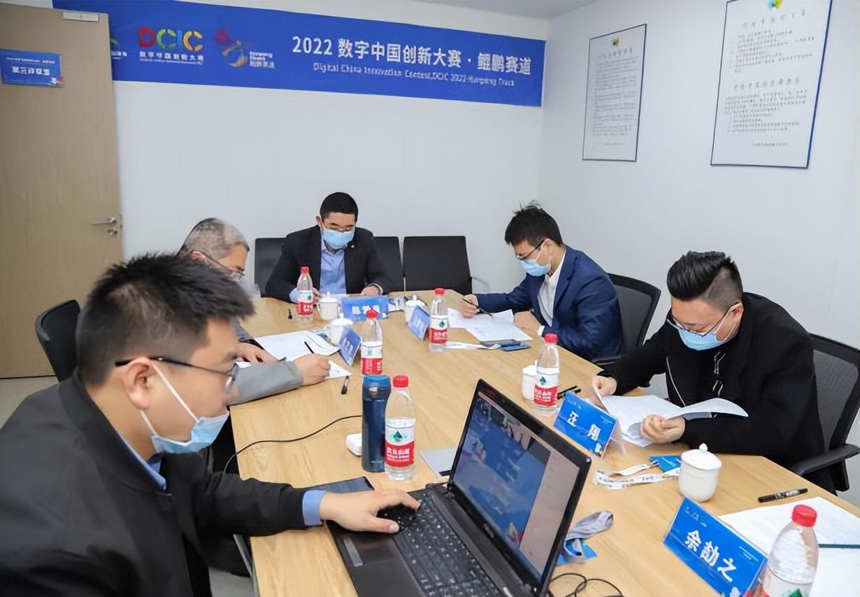 傾力建構(gòu)國(guó)產(chǎn)化數(shù)字生態(tài)新圖景 鯤鵬賽道這四年與福建軟件開(kāi)發(fā)的崛起